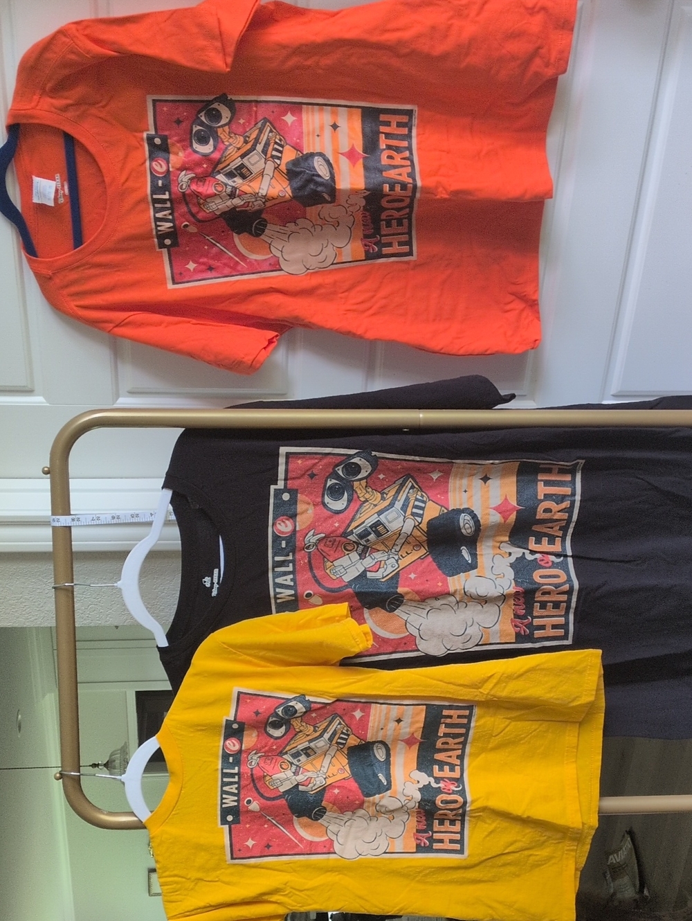 Kids 'Hero of Earth' Wall-E Graphic Tee - Orange